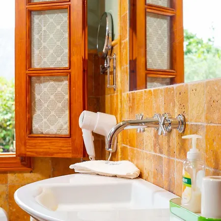 Semesterbostad Vadell *