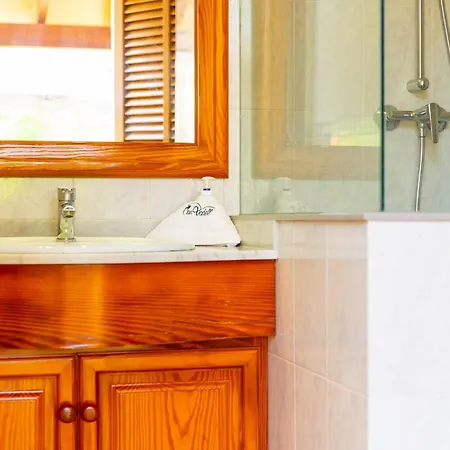 Vadell Будинок відпочинку Польєнса